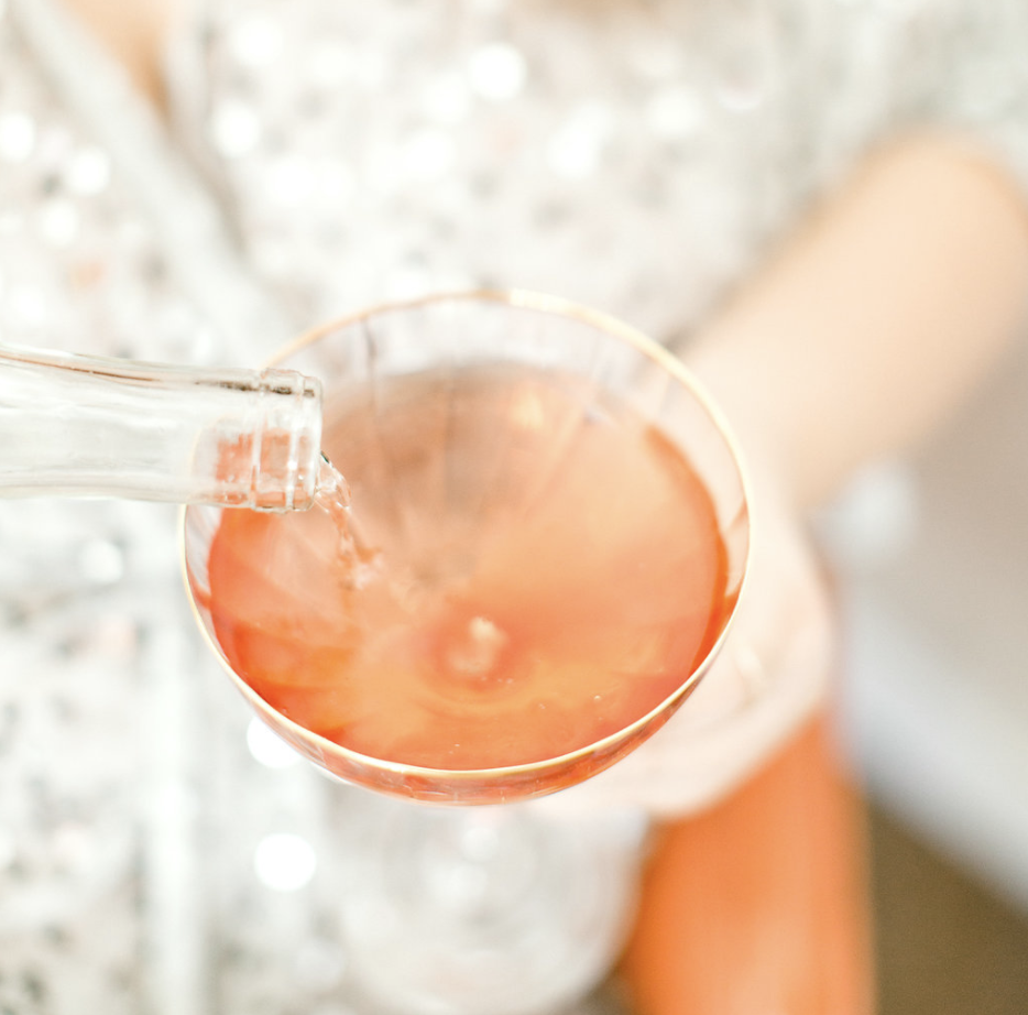 Rosé Cider is a Thing + It Has Summer 2018 Written All Over It