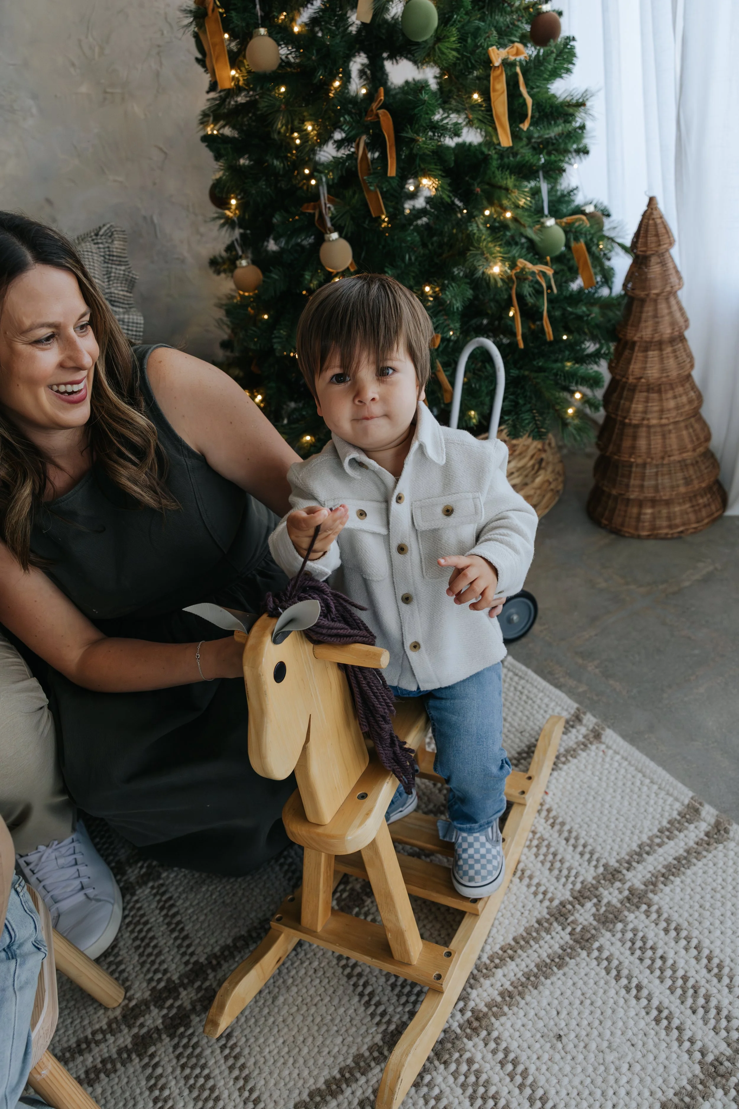 San Diego family studio Christmas mini photo session