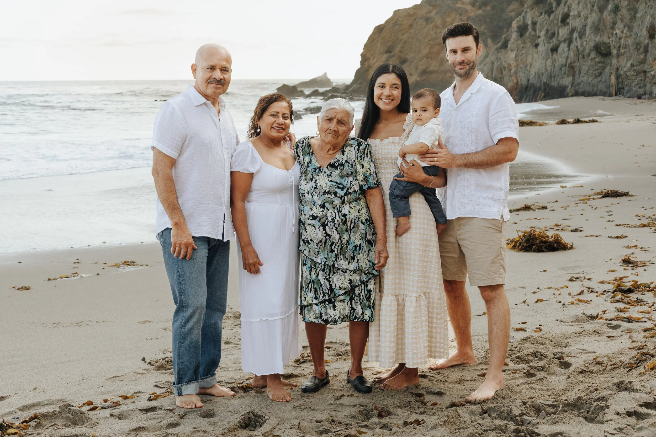 San Diego Family photo session beach family photo shoot extended family photo package