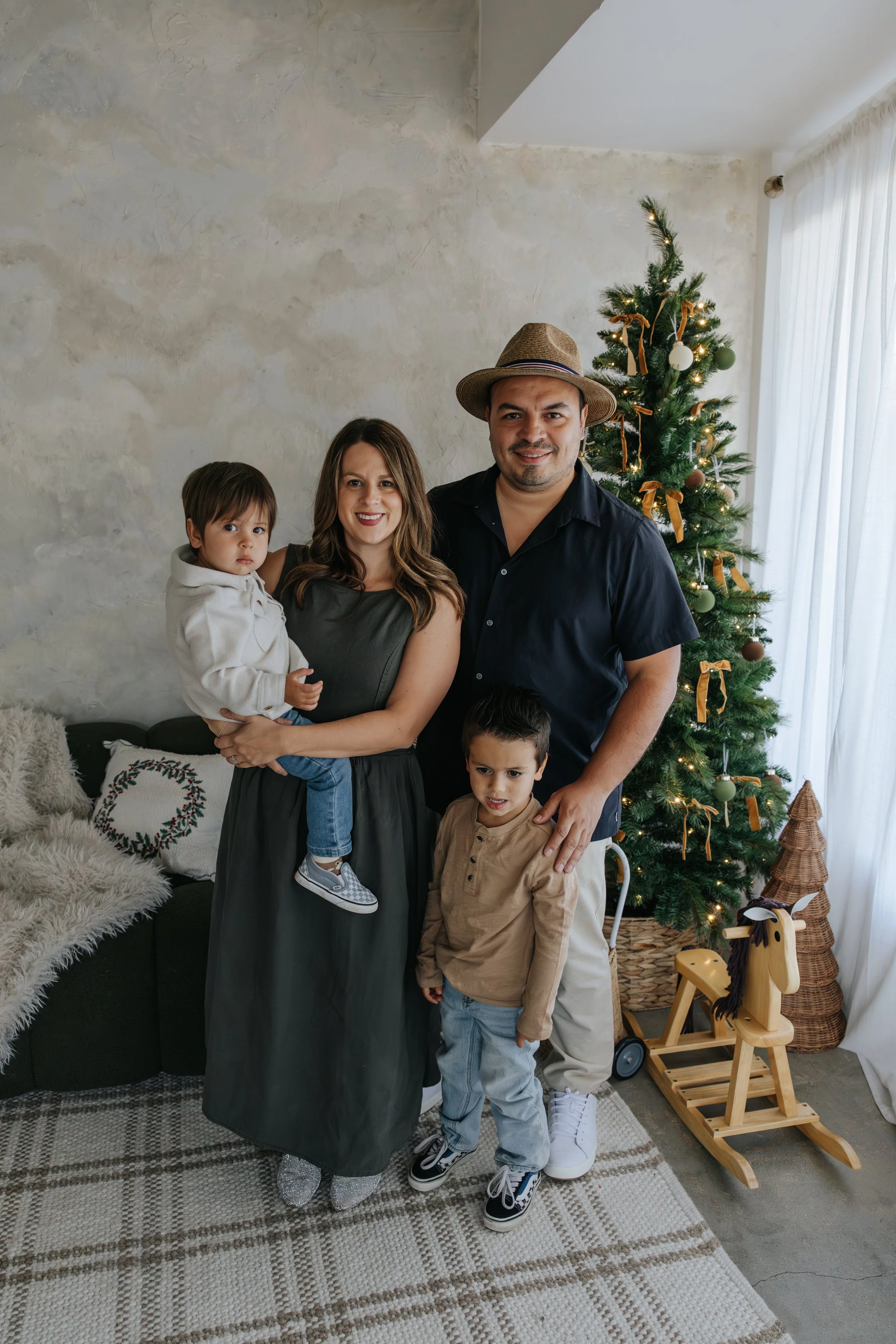 San Diego family studio Christmas mini photo session