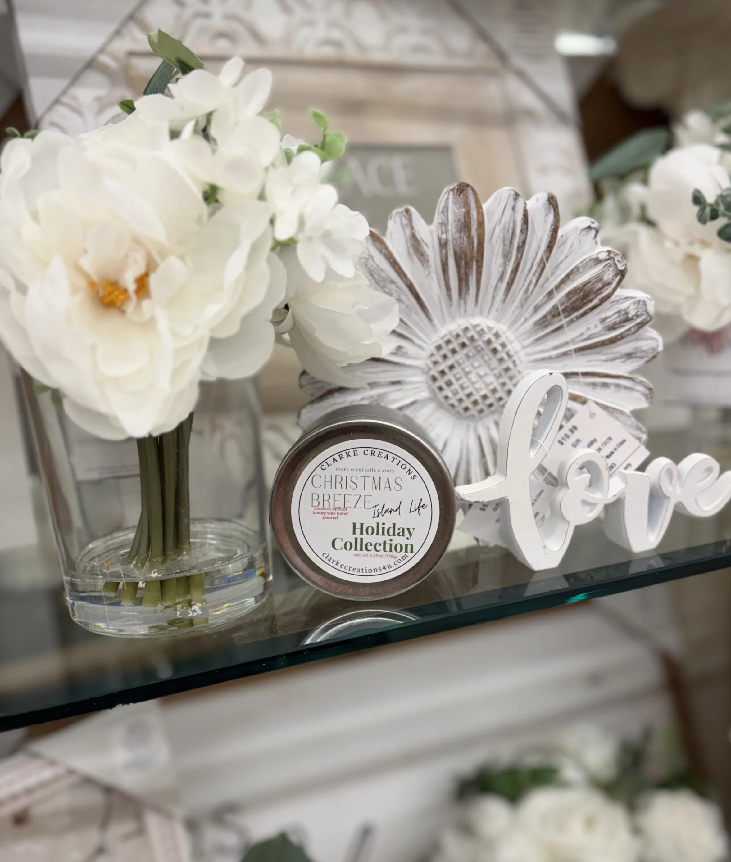 christmas breeze shelf.JPG