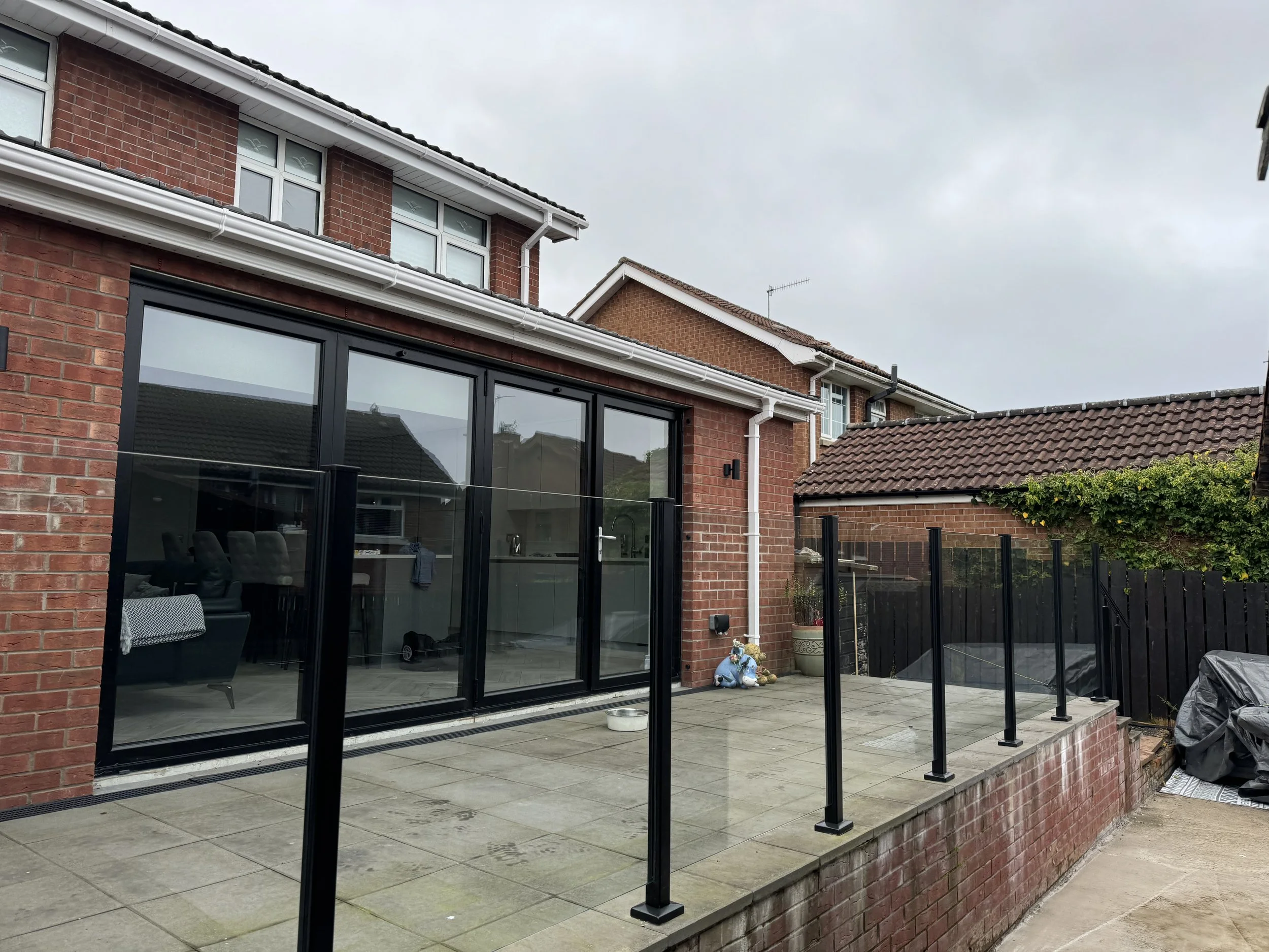 Goodbye Winter, Hello Spring: Embrace the Season with Outdoor Glass Balustrades Unveiling the Beauty of Your Outdoors