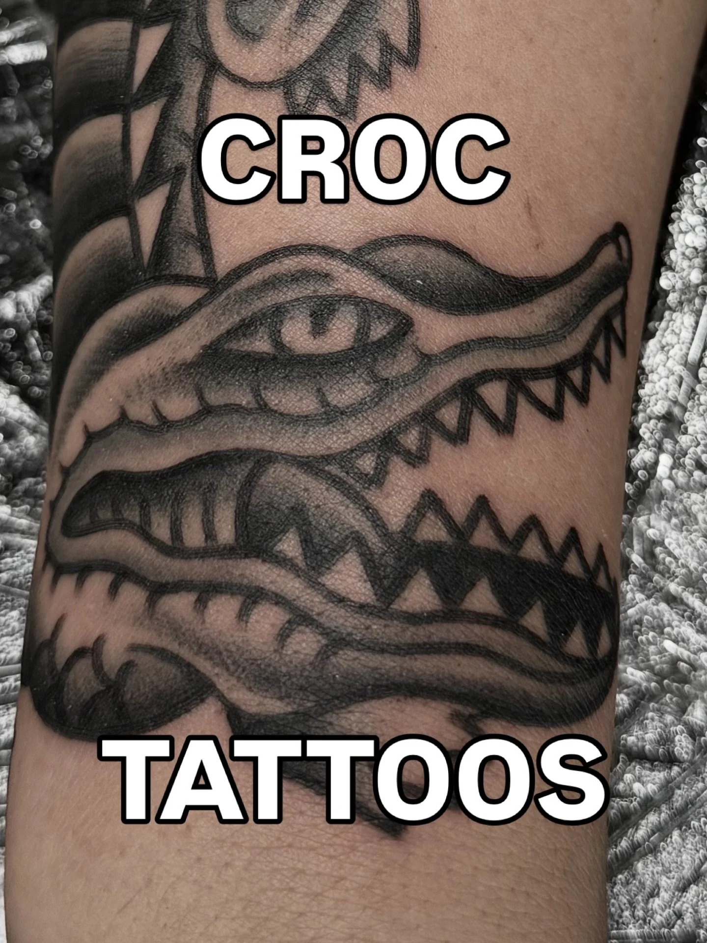 Here&rsquo;s a few crocodile tattoos for ya 🐊
DM TO BOOK ONE IN 🛠️

#blacktattoo #brisbanetattoo #sunshinecoasttattoo #traditionaltattoo #crocodiletattoo