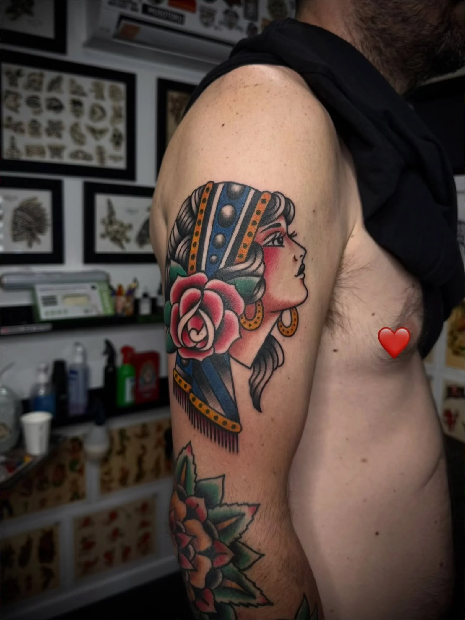 Stoked on this one for Nick!  Filling out the arm with colour trad, looking forward to finishing it off 🤙🏻

#sunshinecoasttattoo #gypsyheadtattoo #colourtraditional #ladyheadtattoo #brisbanetattoo