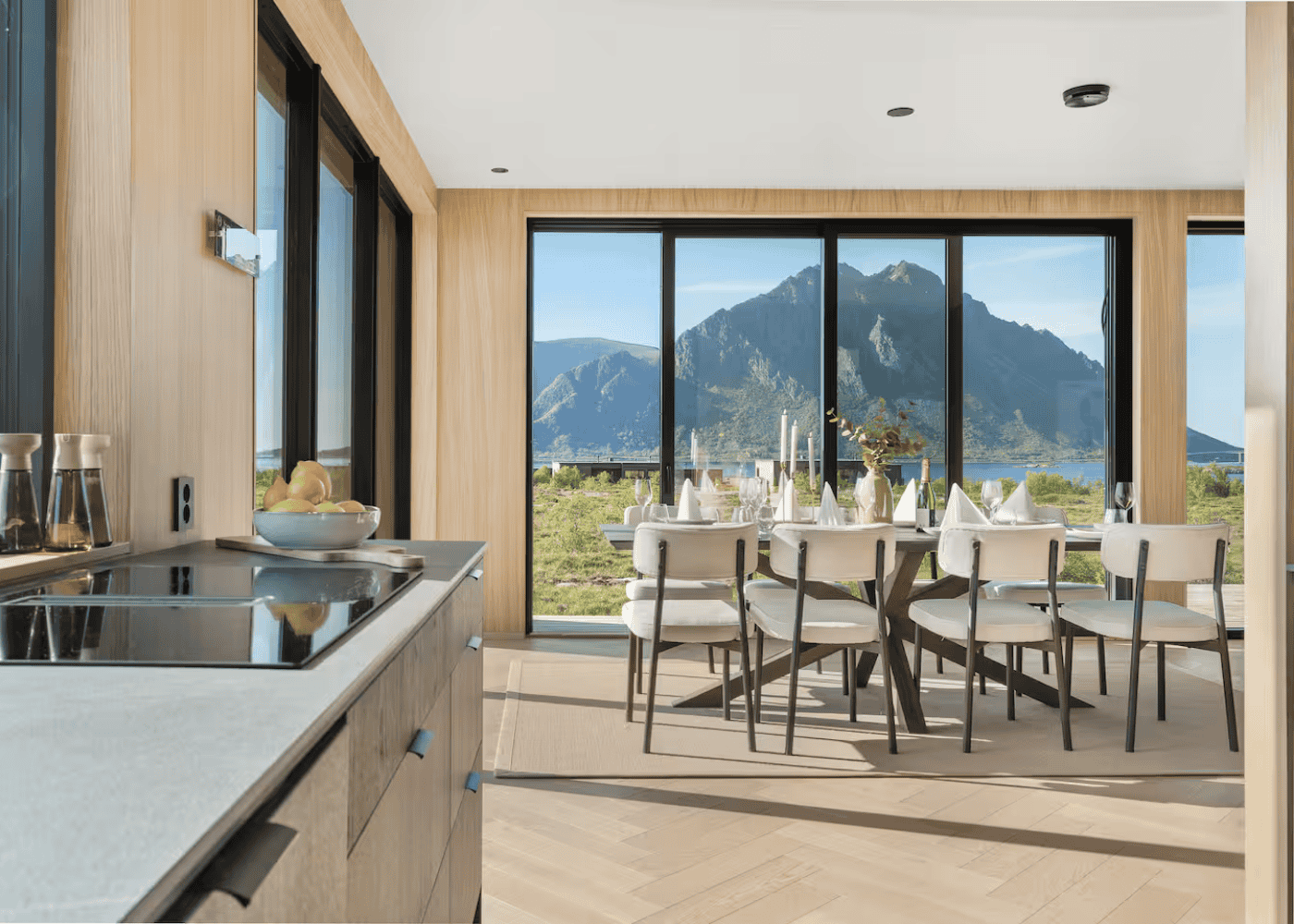 dining room 5.png
