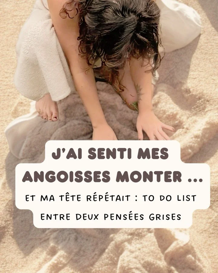 Tu n&rsquo;es pas seul.e &hearts;️🔅

Coucou 👋 moi c&rsquo;est Aur&eacute;lie
J&rsquo;aide les femmes sensibles, &eacute;motives et anxieuses &agrave; &eacute;couter et apaiser leur monde int&eacute;rieur pour avancer avec confiance et s&eacute;r&ea
