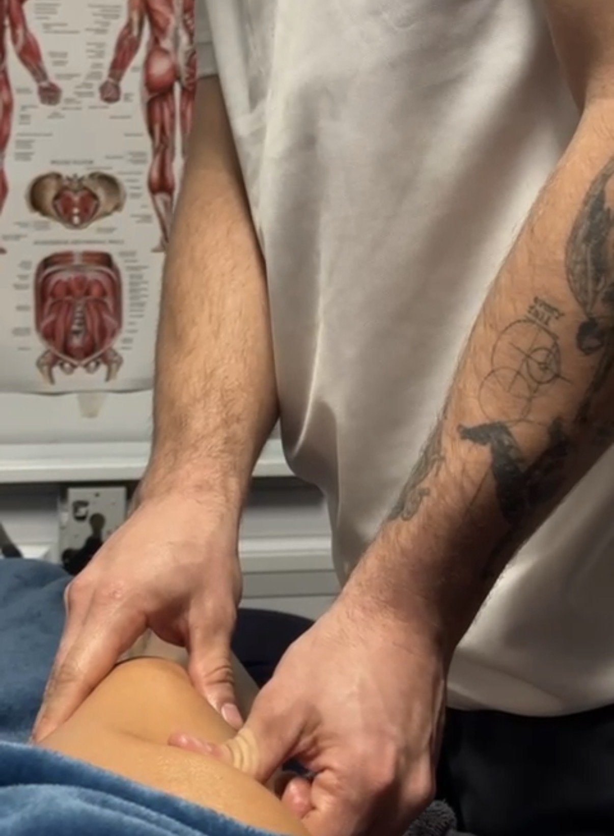 3 Powerful Exercises to Stretch Tight Hip Flexors (And Relieve Lower Back Tension)