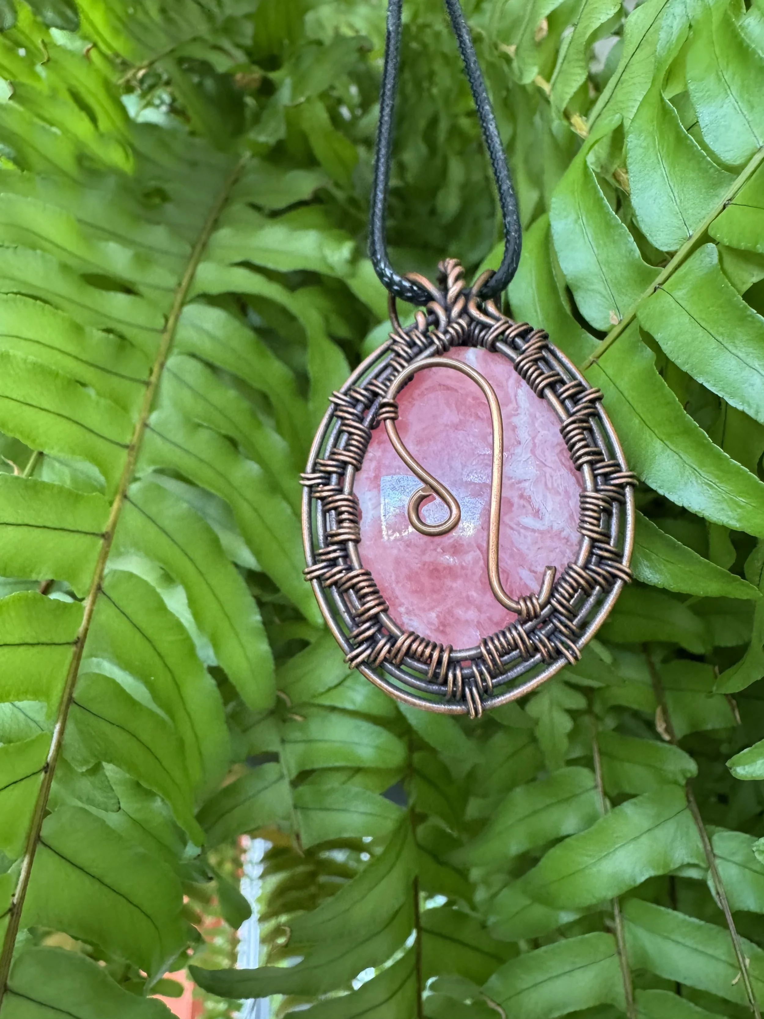 Leo : Rhodochrosite In Oxidized Copper