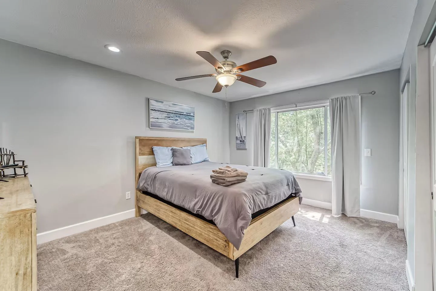 NYE Upper Right Queen.jpeg