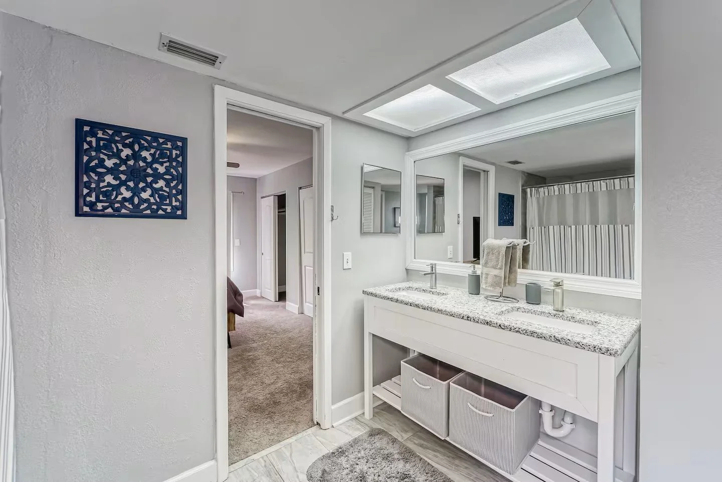 NYE Upper Bathroom 2.jpeg