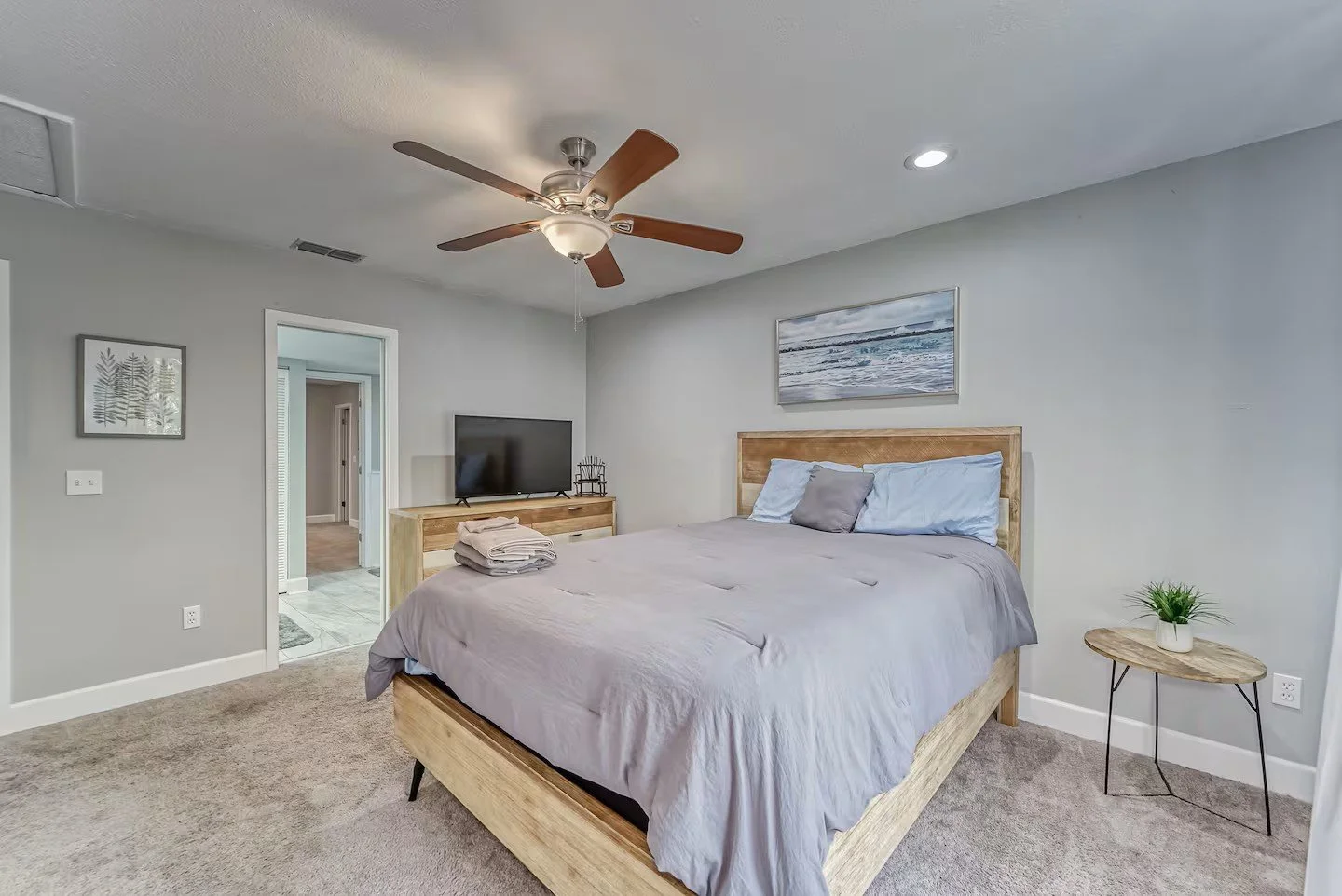 Tampa New Year Retreat - The Reflection Suite