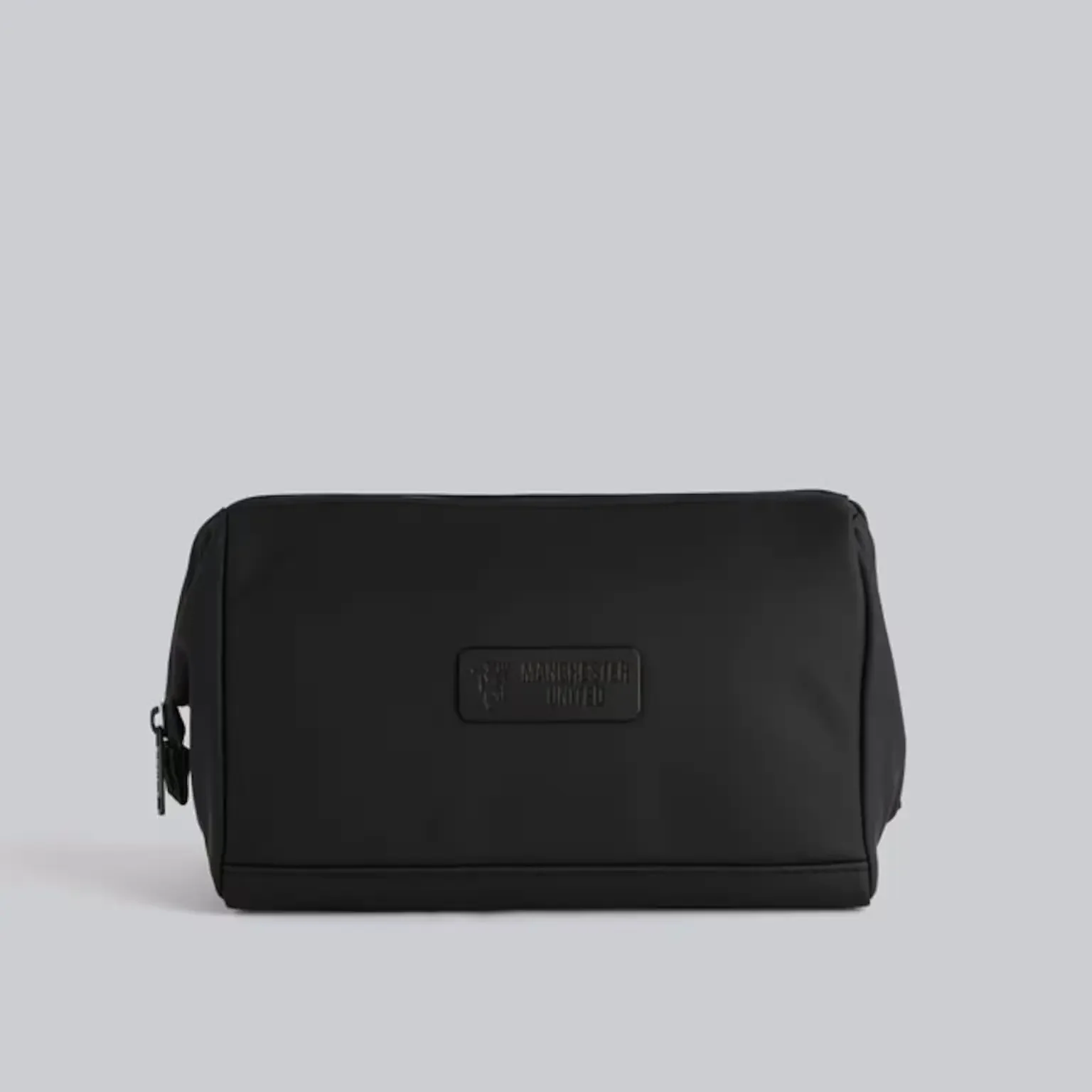 Manchester United Executive Washbag Black - £18.00