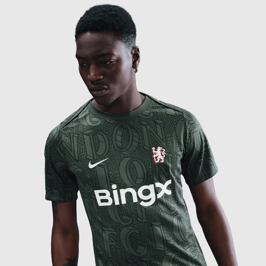 Chelsea Nike Pre Match Top - Green - £59.99