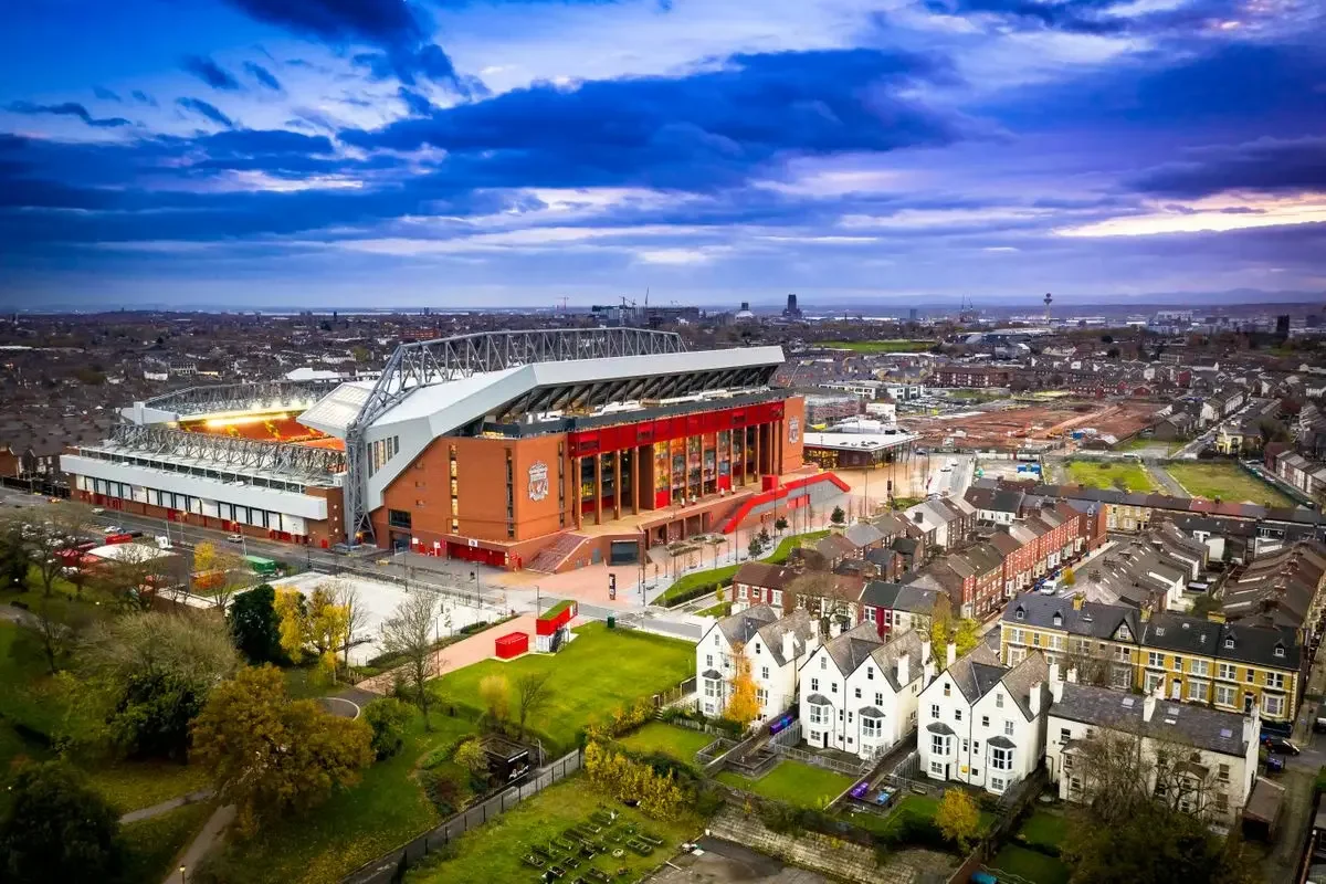 Liverpool FC Legends Q&A and The LFC Stadium Tour for Two - £112.00