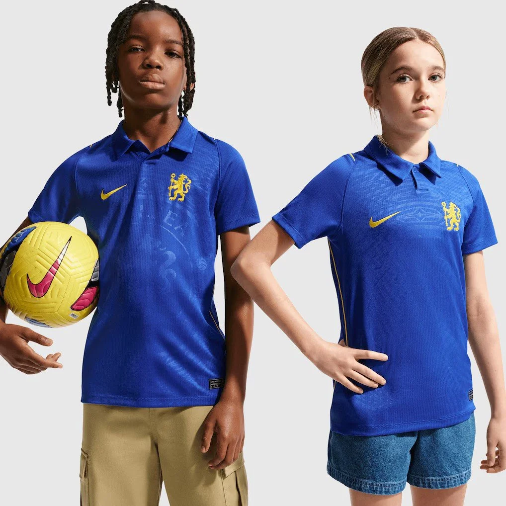 Chelsea FC 2026/27 Older Kids Nike Stadium Home
 £69.99 
