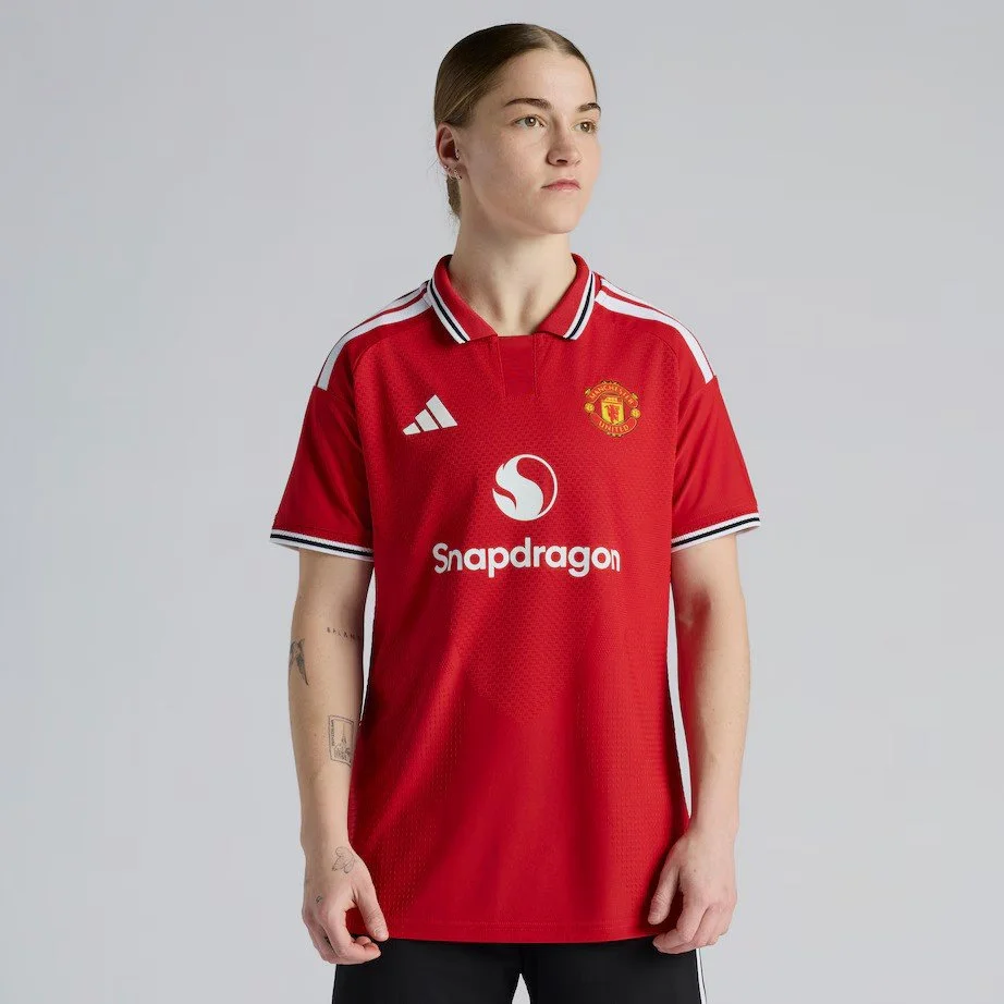 Manchester United Womens 26/27 Home Authentic Jersey - £120.00
