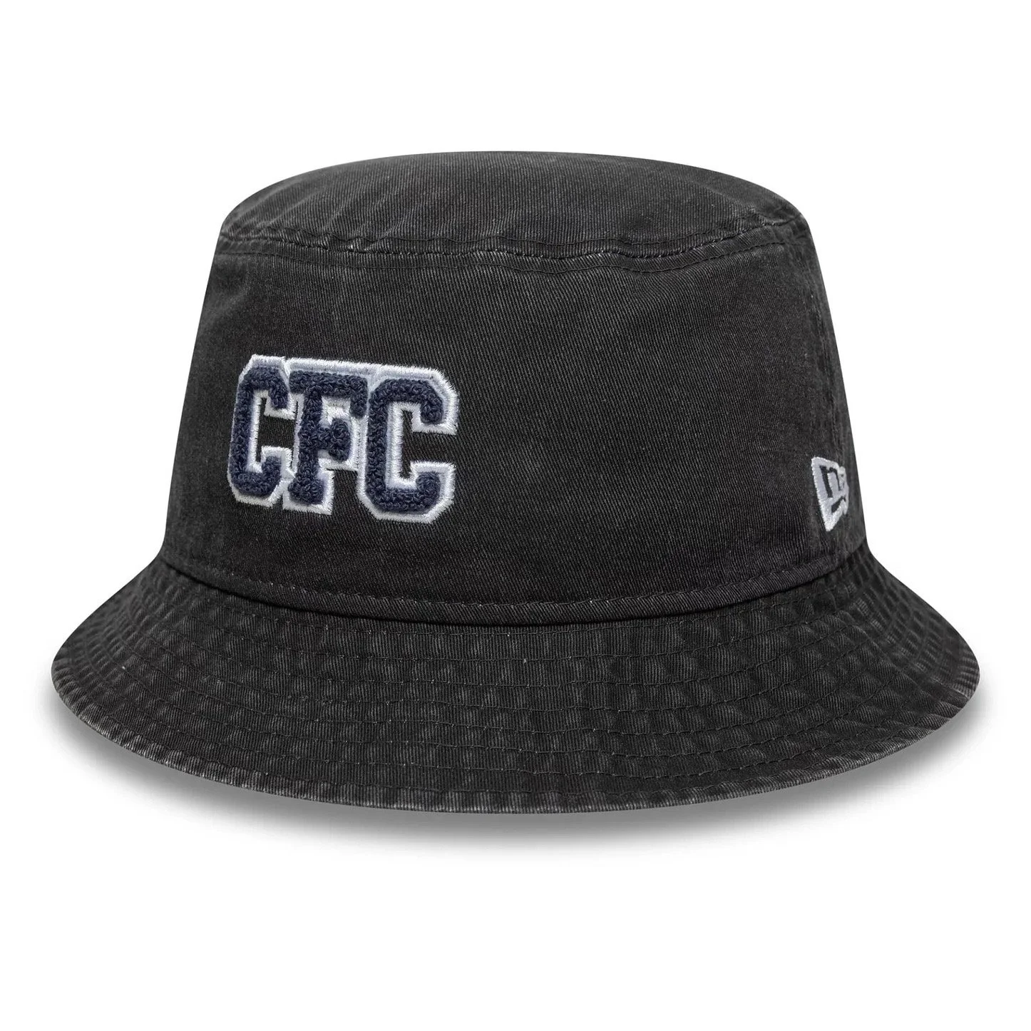 Chelsea FC Lion Crest Collegiate Black Bucket Hat - £30.00