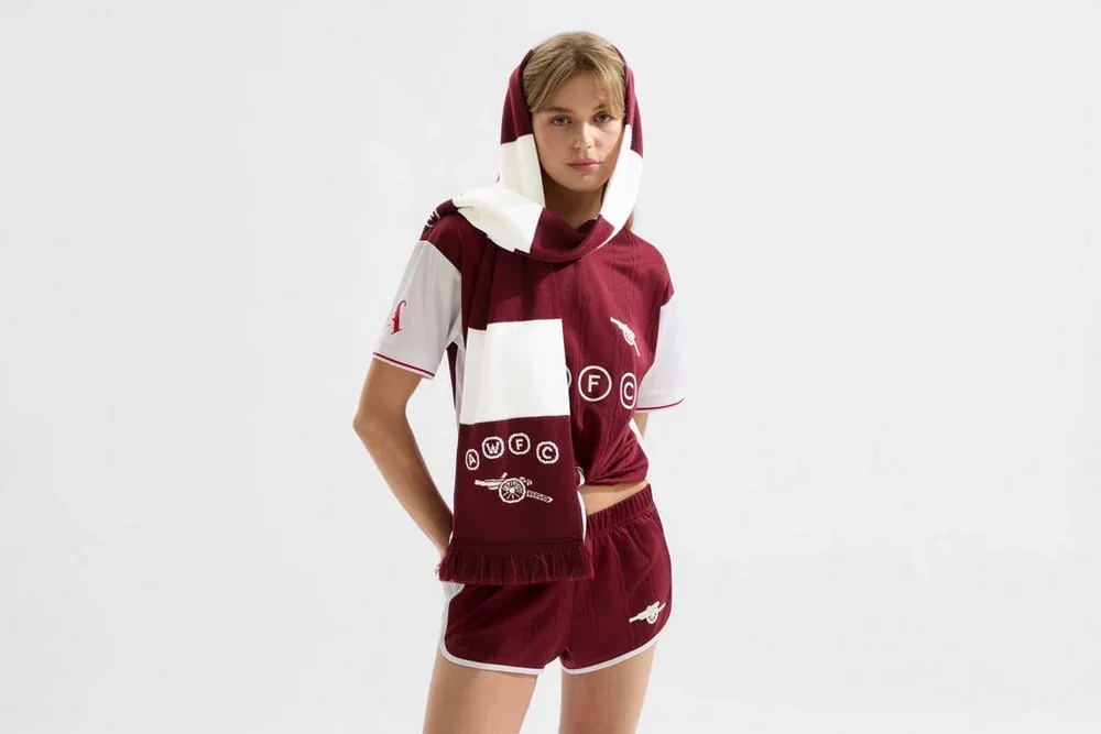 Arsenal AWFC Burgundy Scarf
 £30.00  