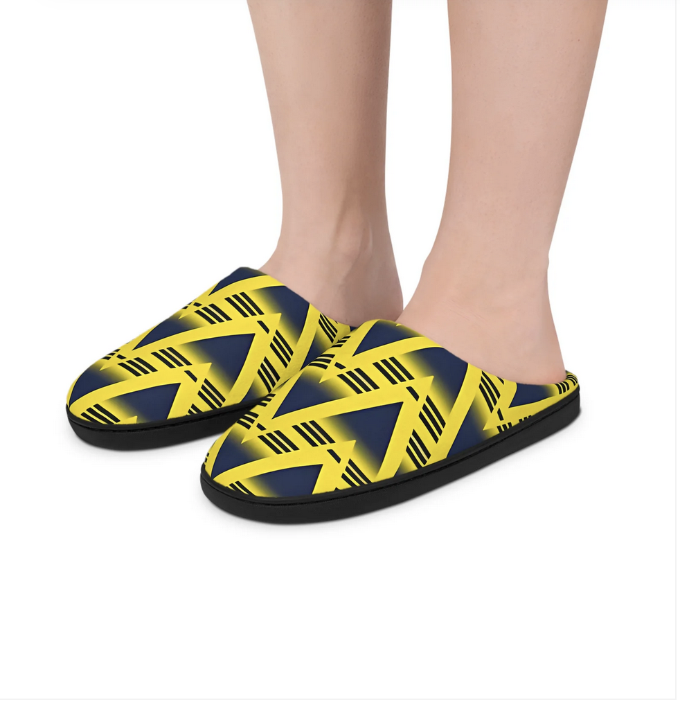 Bruised Banana Arsenal Inspired Slippers – Retro Arsenal Indoor Slides - £19.95