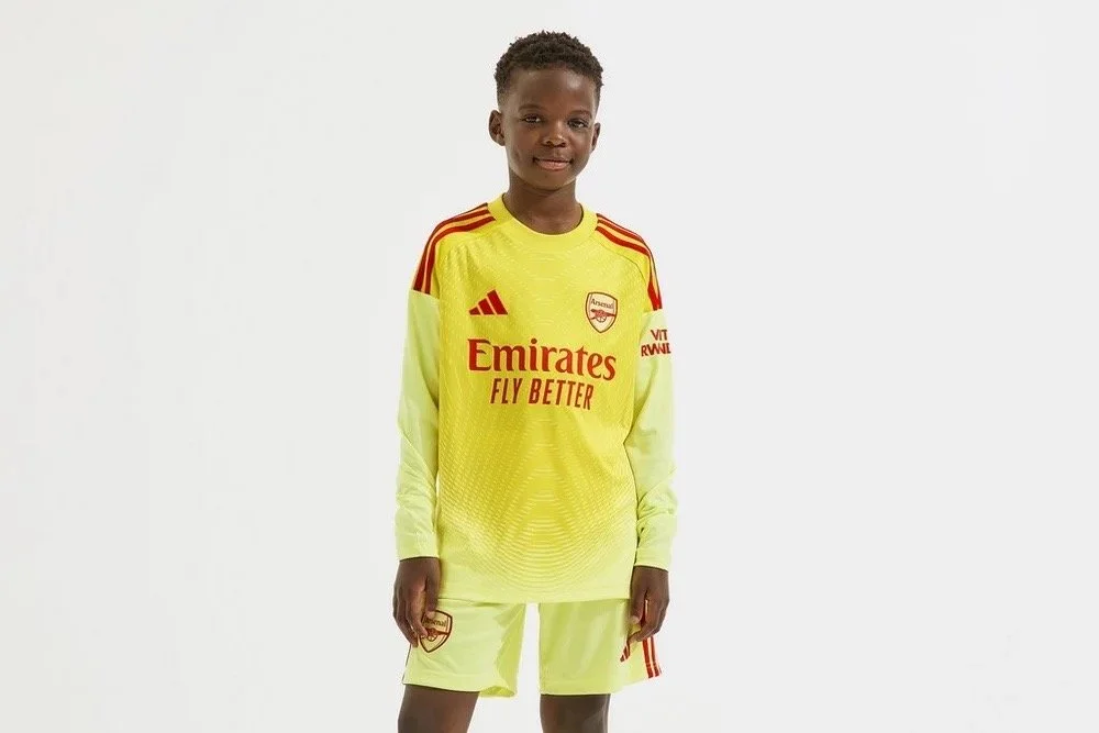 Arsenal adidas Kids 25/26 Long Sleeved Home Goalkeeper Shirt £65