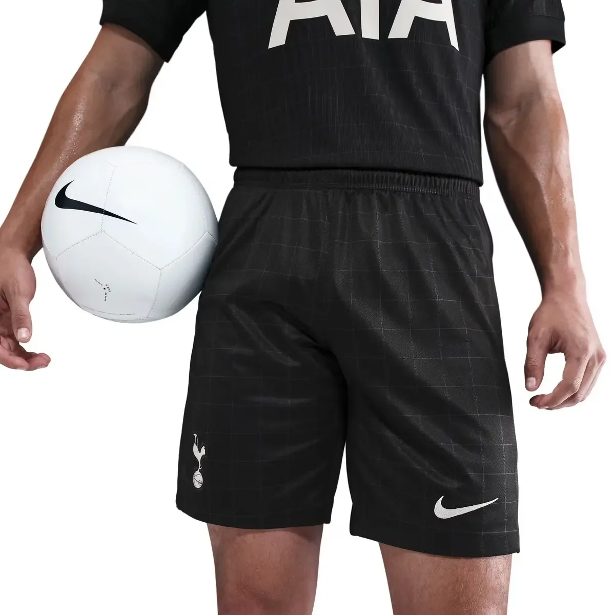 Tottenham Hotspur Stadium Away Shorts 2025/26 Mens
 £32.00 