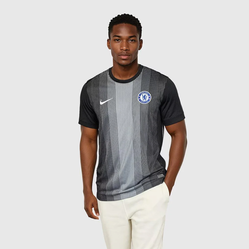 Chelsea Nike Goalkeeper Stadium Shirt 2025-26
 £84.99 