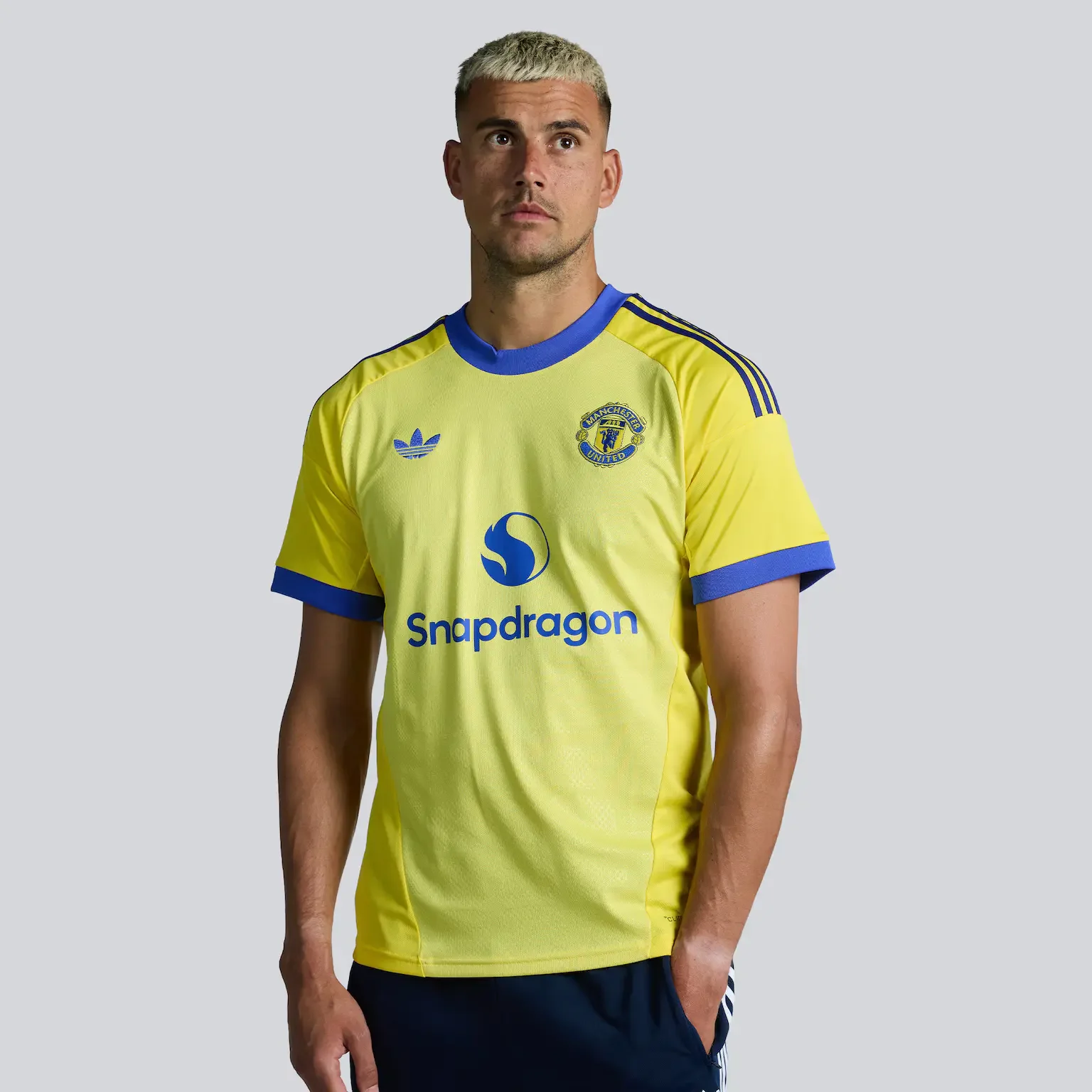 Manchester United 26/27 Away Goalkeeper Short Sleeve Jersey
 £85.00 