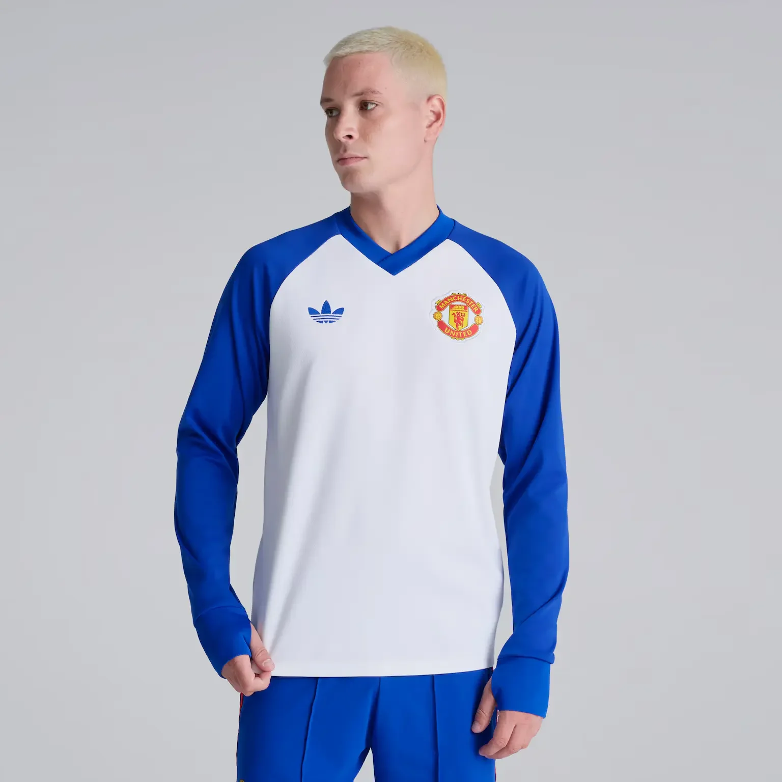 Manchester United 26/27 Away Pre Match Warm Top
 £90.00 