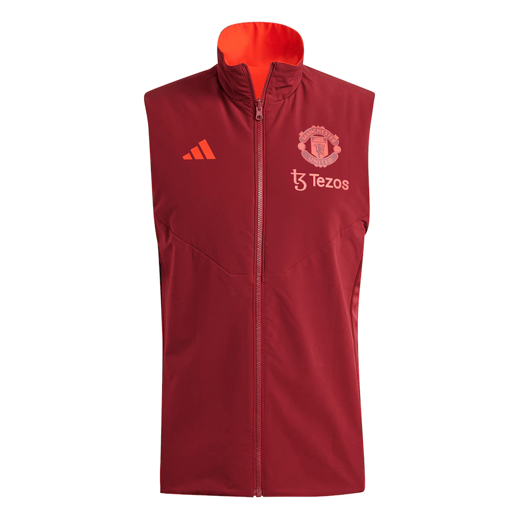 Manchester United European Training Winterised Vest - Burgundy - £24.00