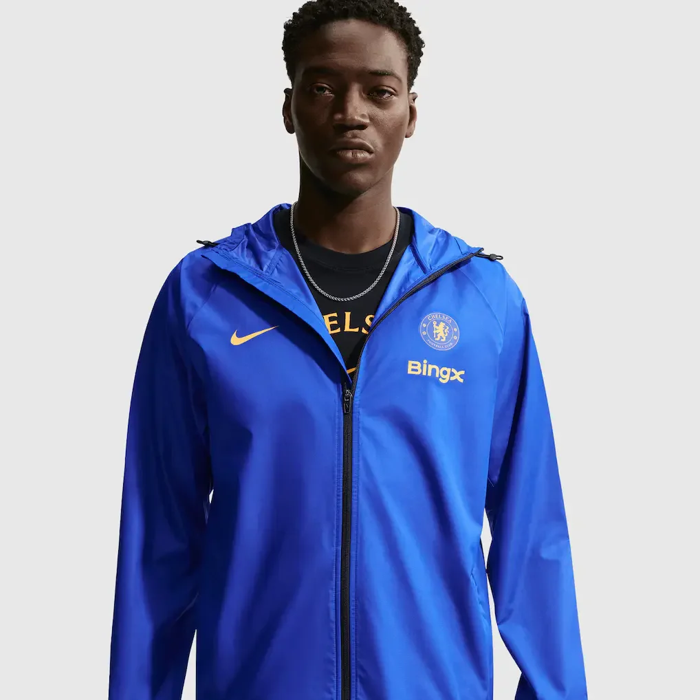 Chelsea Nike 26/27 Academy Pro Hooded Rain Jacket
 £89.99 