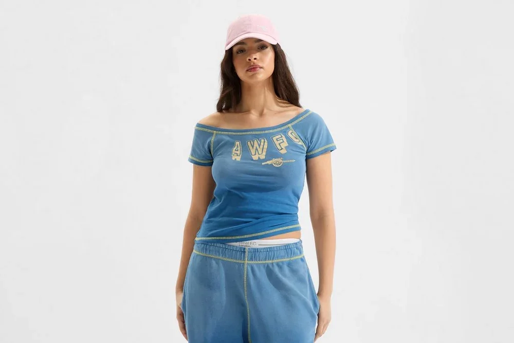 Arsenal AWFC Classics Acid Wash Off Shoulder Baby Tee - £35.00