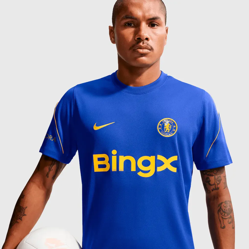 Chelsea Nike Strike Training Top Blue 26/27
 £49.99 