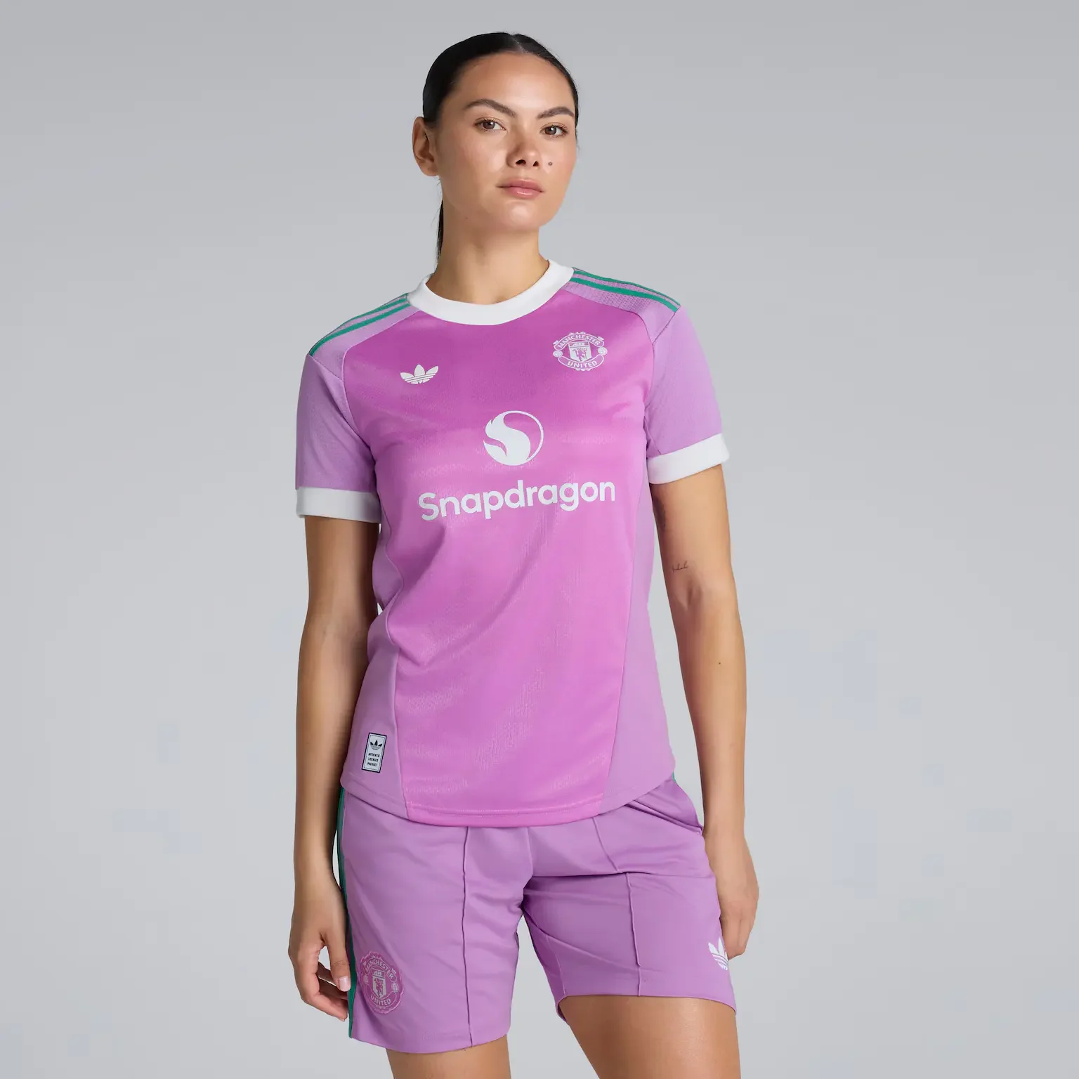 Manchester United Womens 26/27 Away Goalkeeper Short Sleeve Jersey
 £85.00 