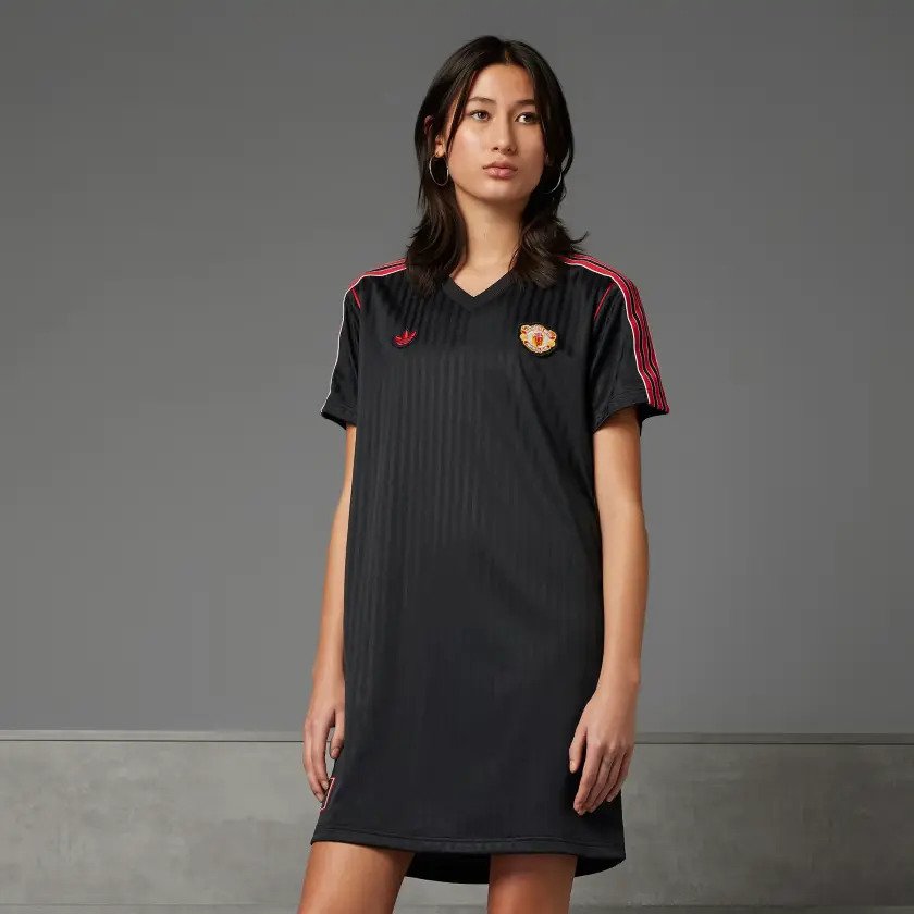 Manchester United Terrace Icons Dress - £35.00
