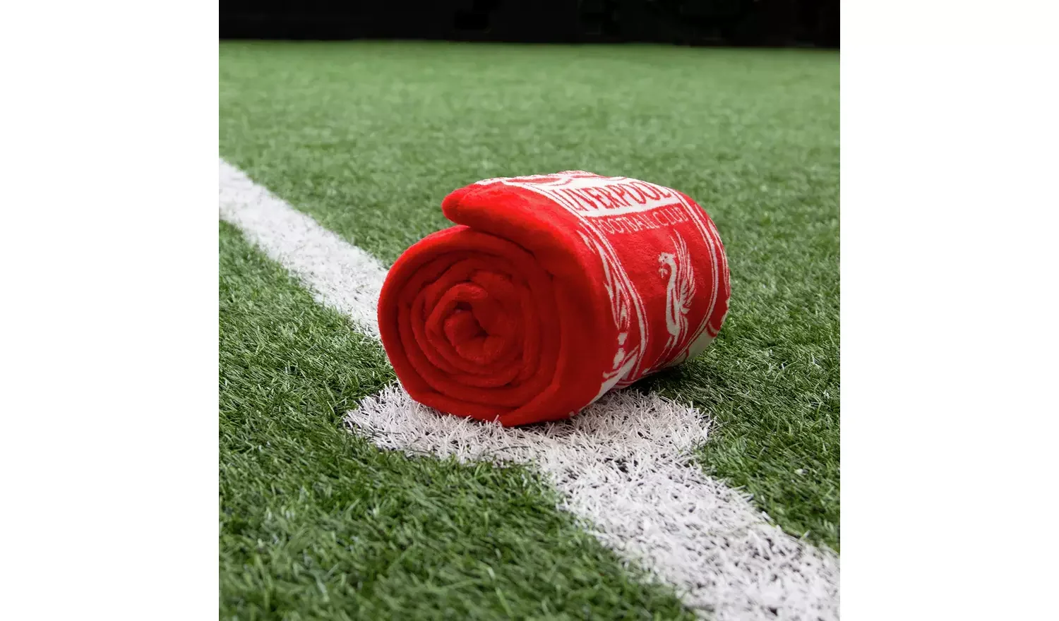 Liverpool FC FLeece Throw | Red | 150x100cm - £12.00