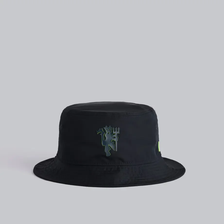 Manchester United x New Era Tonal Devil Bucket Hat Navy
 £23.00 