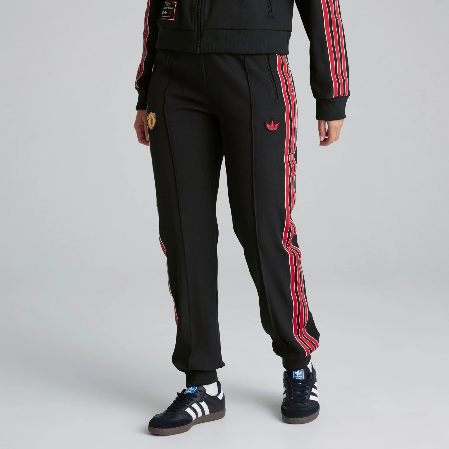 Manchester United x adidas Womens Terrace Icons Track Pants Black - £85.00