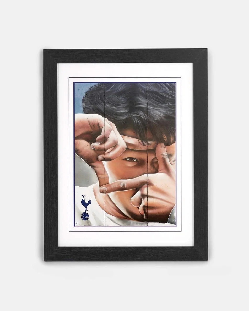 Spurs Son Graffiti Collection Celebration Pose Framed Print - £15