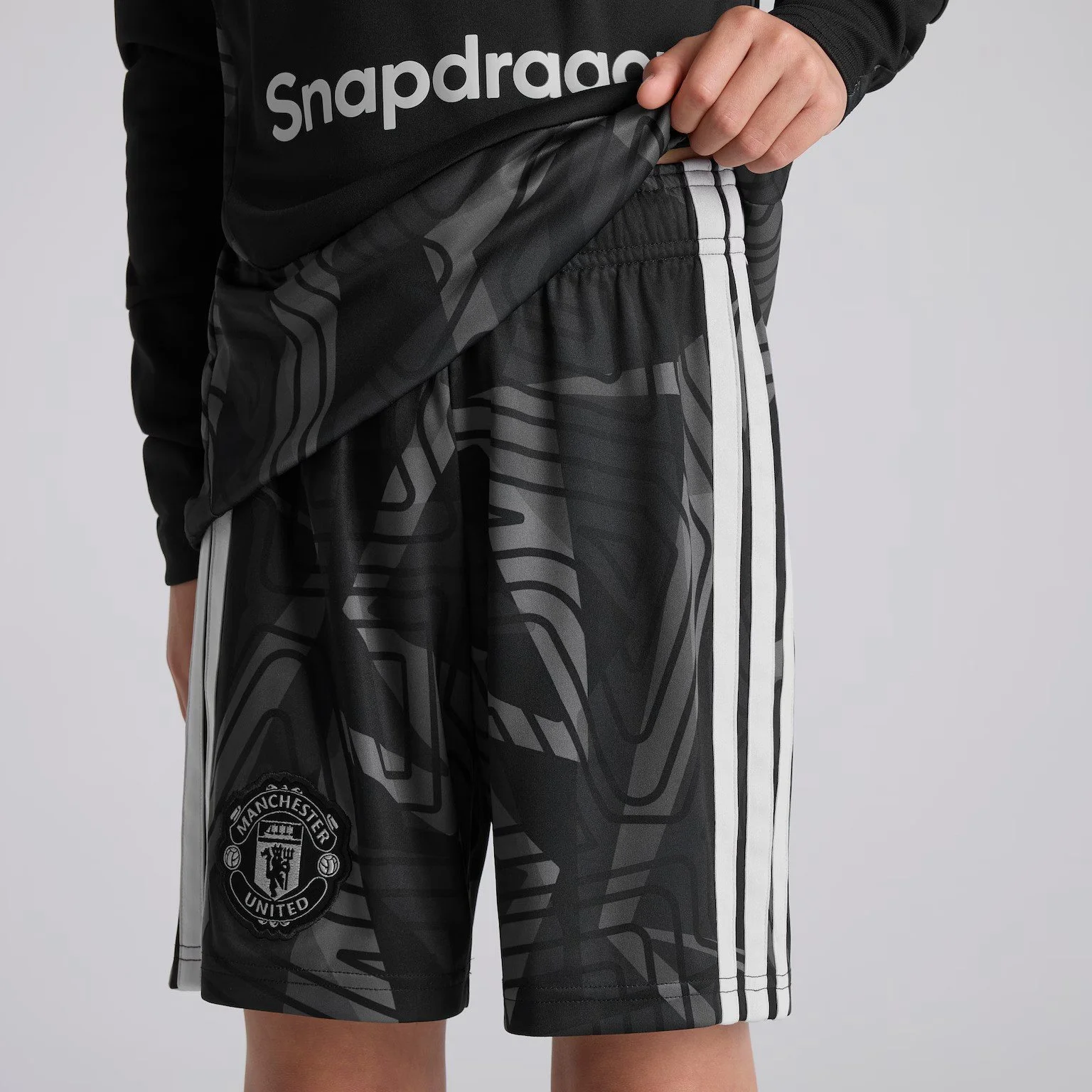 Manchester United Kids 26/27 Home Goalkeeper Shorts Black - £30.00
