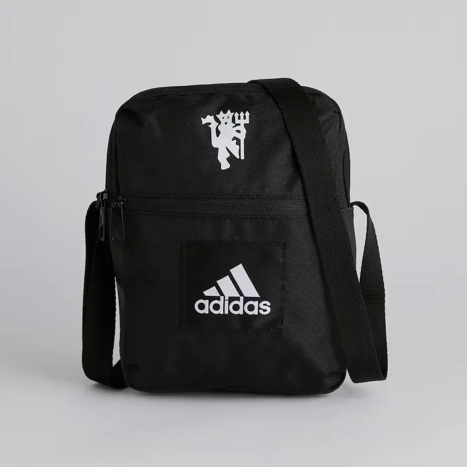 Manchester United x adidas Essentials Organiser Black - £14.00