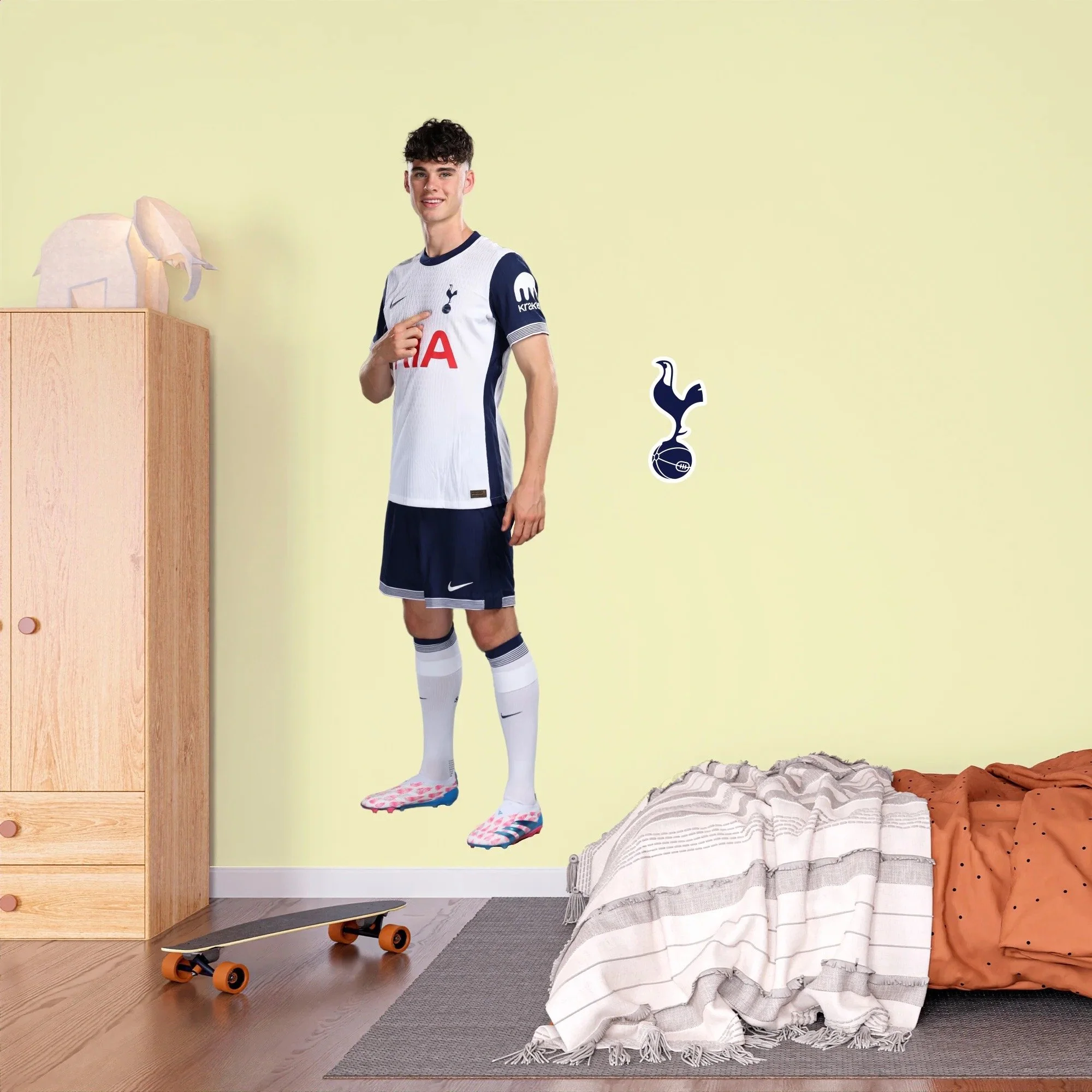 Tottenham Hotspur FC - Gray 24-25 Player Cutout Wall Sticker + Spurs Decals - £34.99