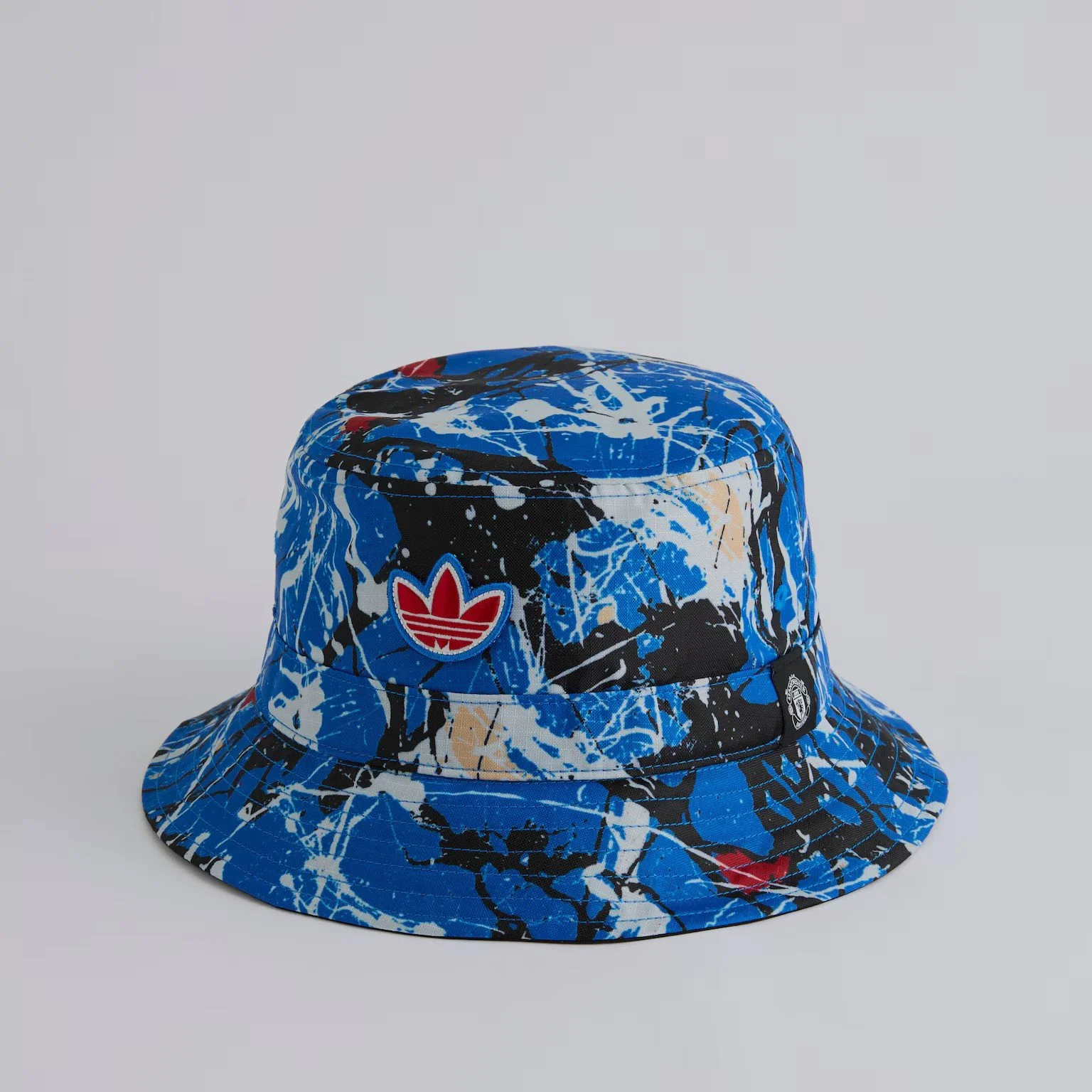 Manchester United x adidas Stone Roses Bucket Hat Blue - £38.00