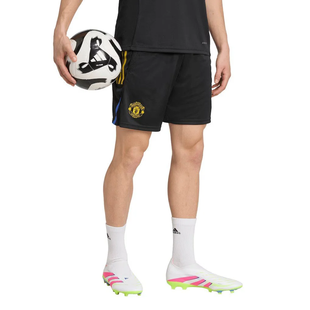 Manchester United adidas Cup Training Shorts | Black - £26.60