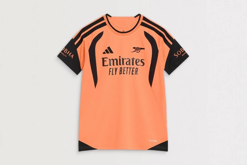 Arsenal adidas Womens 26/27 Orange Training Shirt
 £45.00  
