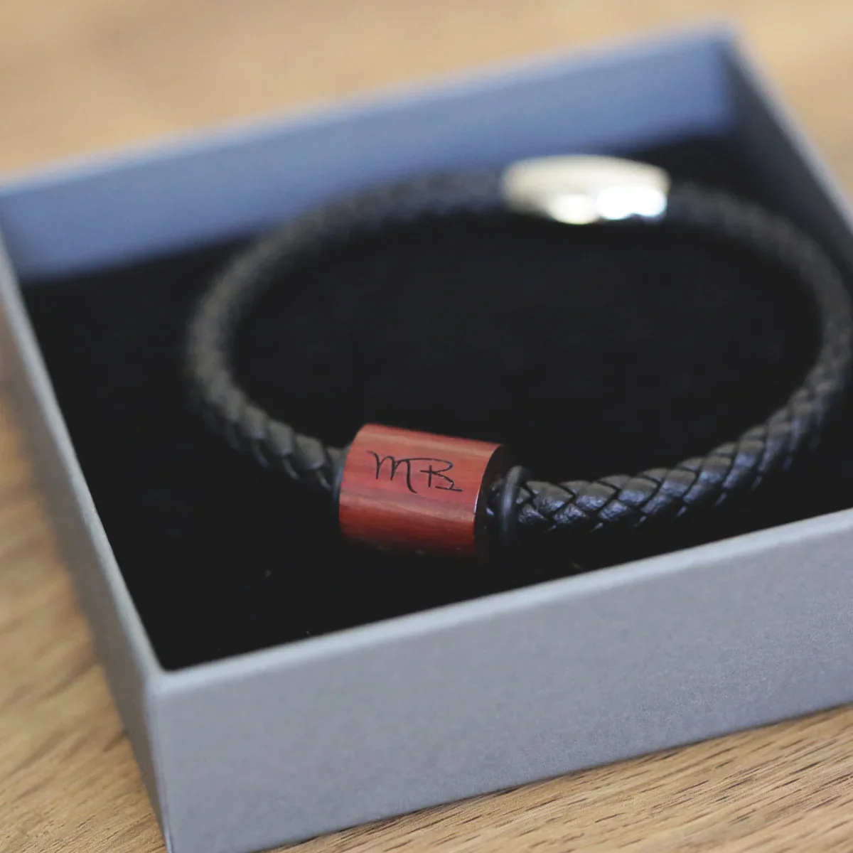 Manchester City - Wave Interactive Microchip Bracelet - £29.00