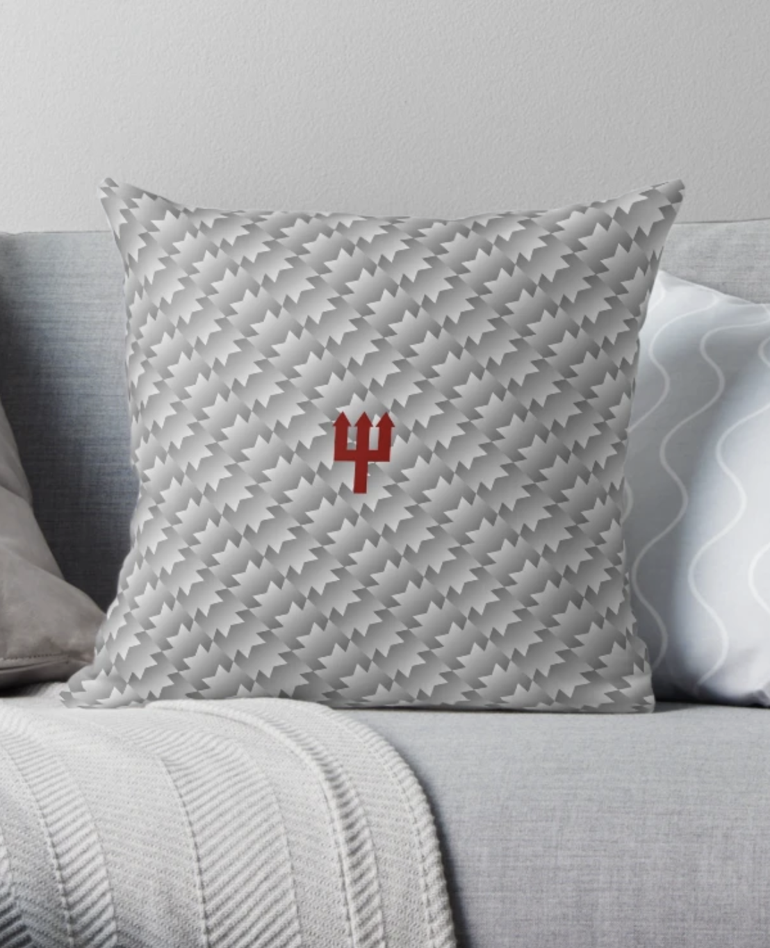 Manchester United Retro Artwork Pillow | 50.8cm x 50.8cm - £20.24