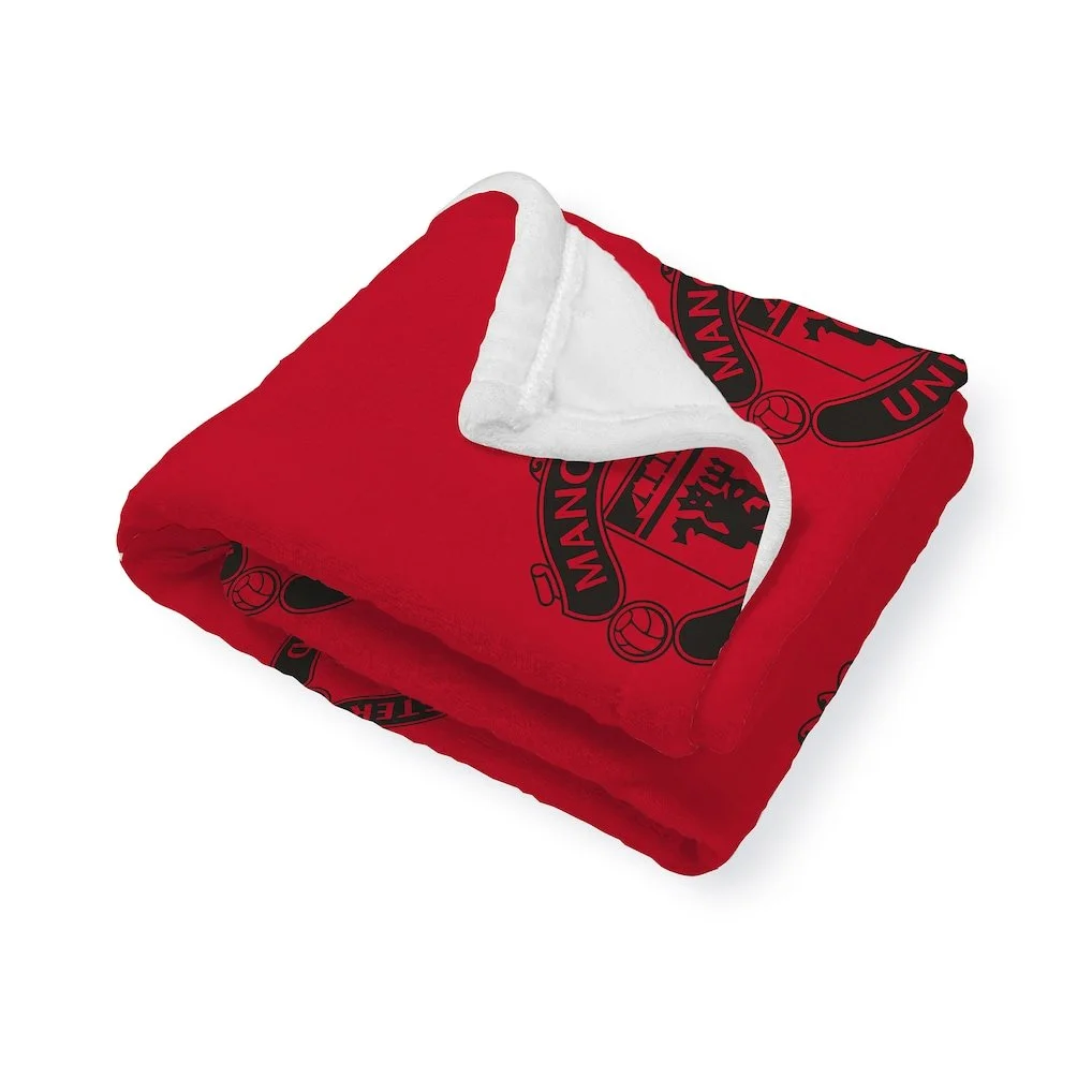 Manchester United Classic Fleece Sherpa Back Blanket - £30.00