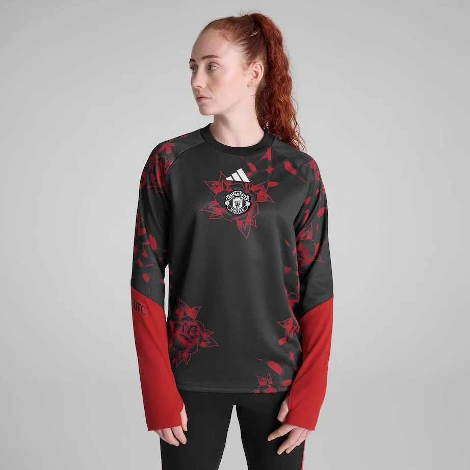 Manchester United Womens 26/27 Home Pre Match Warm Top | Long Sleeve - £90.00