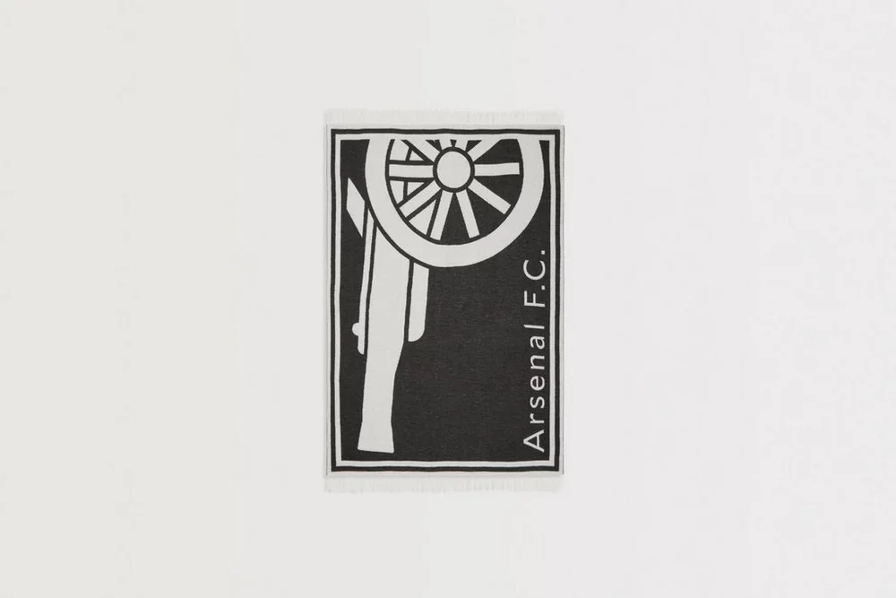 Arsenal Black Cannon Wool Blanket
 £70.00 
