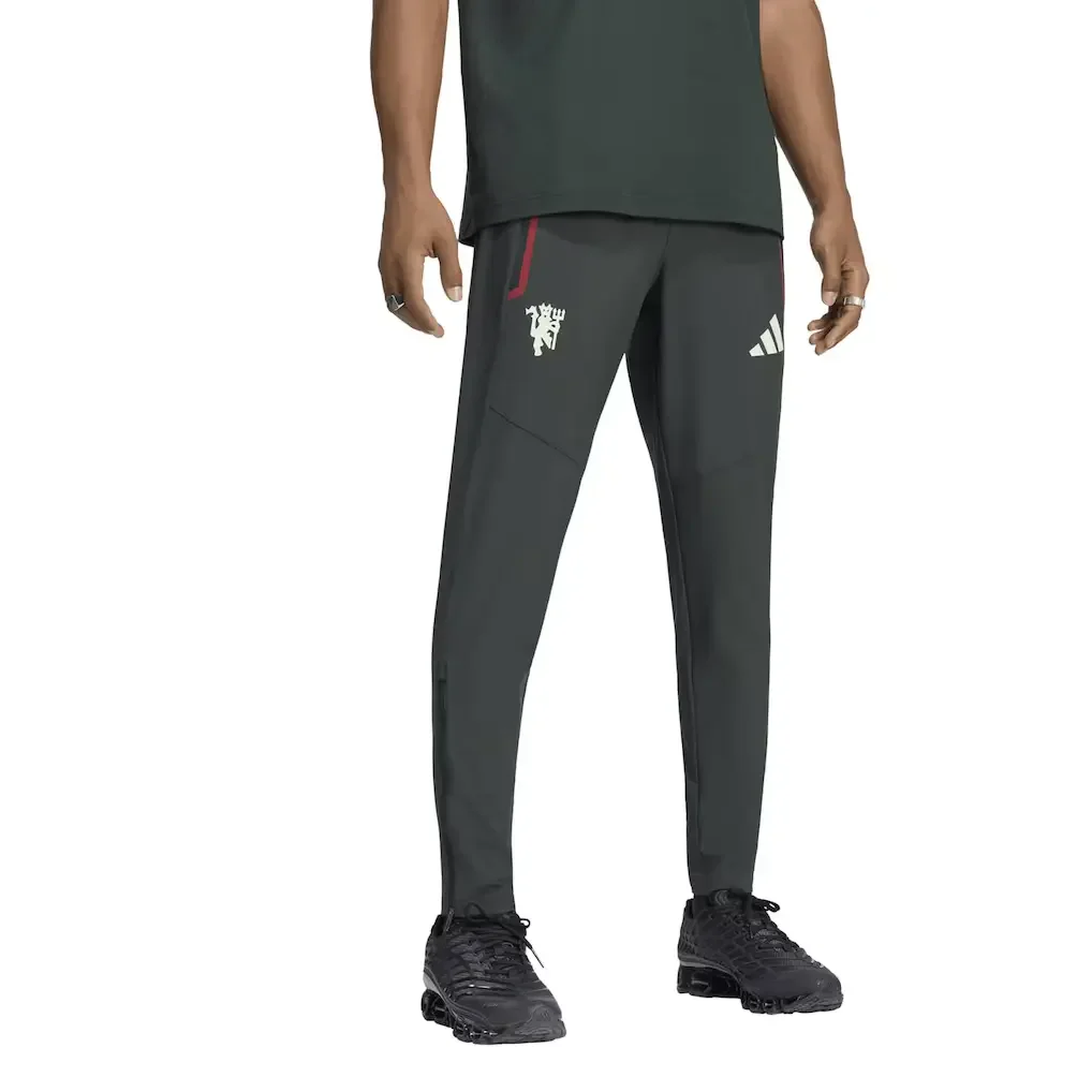 Manchester United adidas Tiro Travel Pants - Black
 £65.00 